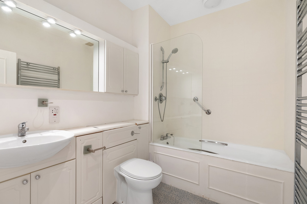 De Vere Mews
