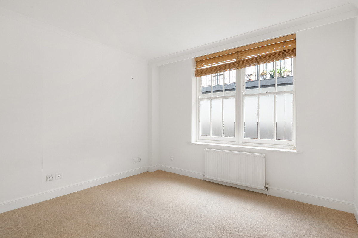 De Vere Mews